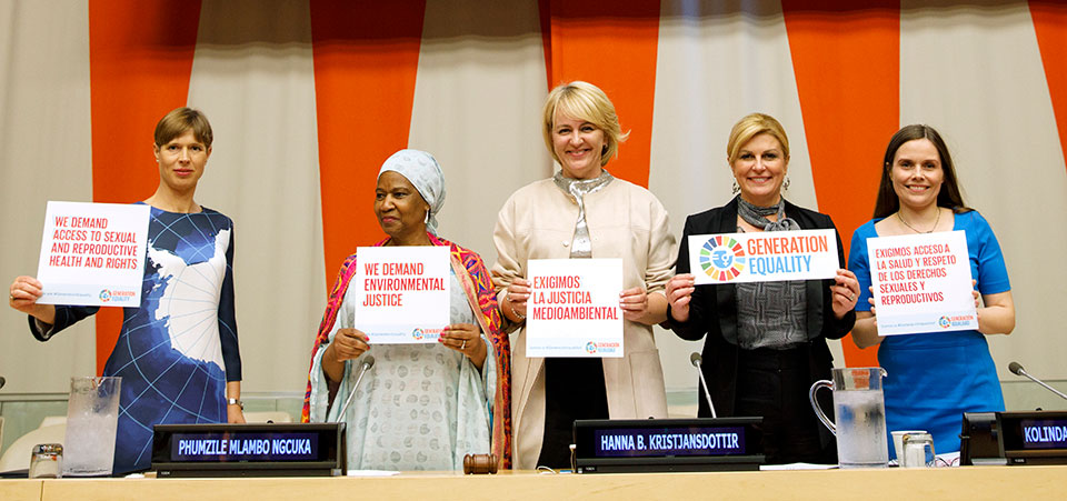 President of Estonia Kersti Kaljulaid; UN Women Executive Director Phumzile Mlambo-Ngcuka; UN Women Senior Advisor on women's leadership Birna Kristjánsdóttir; President of Croatia Kolinda Grabar-Kitarović; and Prime Minister of Iceland Katrín Jakobsdóttir show support for Generation Equality. Photo: UN Women/Ryan Brown