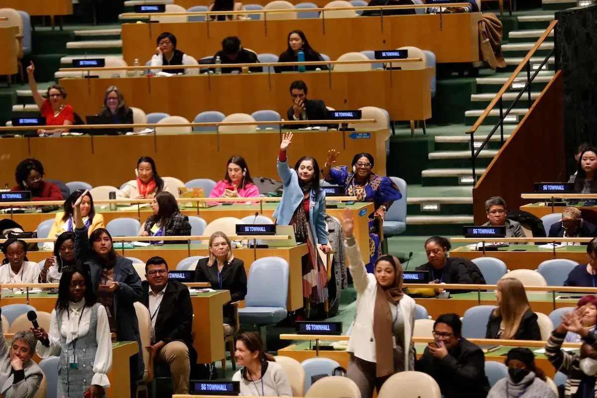 The town hall gave women advocates from around the world the chance to voice key concerns surrounding women’s rights in the digital era. Photo: UN Women/Ryan Brown