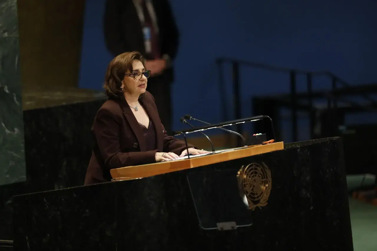 UN Under-Secretary General and UN Women Executive Director Sima Bahous delivers remarks at the High-level meeting of the UN General Assembly on the 30th anniversary of the Fourth World Conference on Women, UN headquarters, 22 September 2025. Photo: UN Women/Ryan Brown.