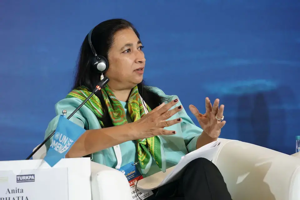 Speaking at the panel: Gender Opportunities in Sustainable Development Policy, ECOJER congress, Nur-Sultan. Photo: UN Women Kazakhstan/Marat Kurakov