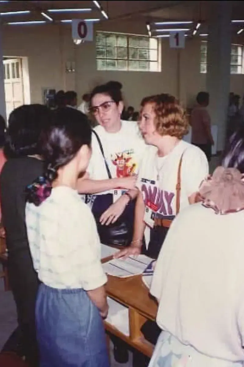  In the center, Moni Pizani Orsini at the Fourth World Conference on Women in Beijing in 1995. Photo Courtesy of Moni Pizani Orsini