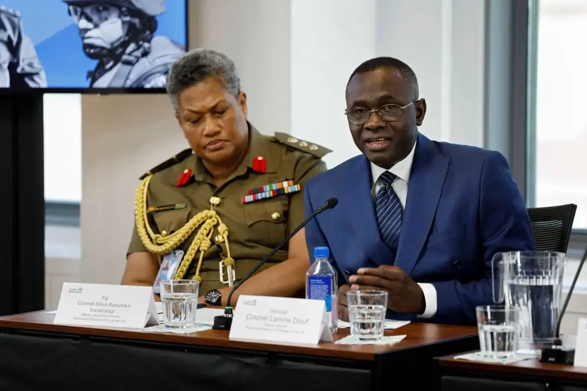 Colonel Siliva Raradoka Vananalagi and Colonel Lamine Diouf